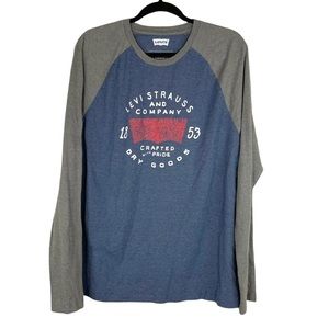 Levi’s Raglan Long Sleeve T-Shirt